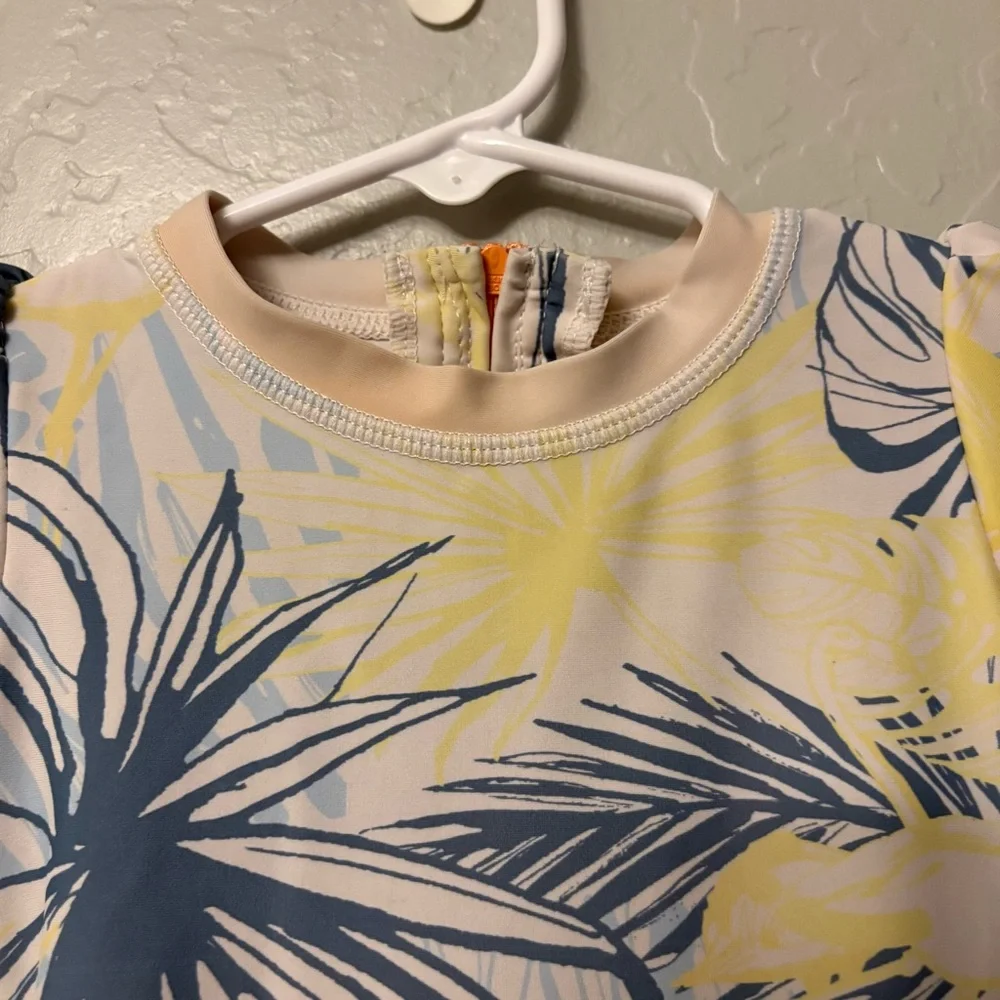 Ruffle Butts birds of paradise one piece rashguard swimsuit 6-12 months